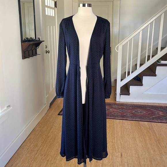 H&M Long Sleeve Textured Wrap Dress Navy NWT Size 2 - Picture 11 of 11